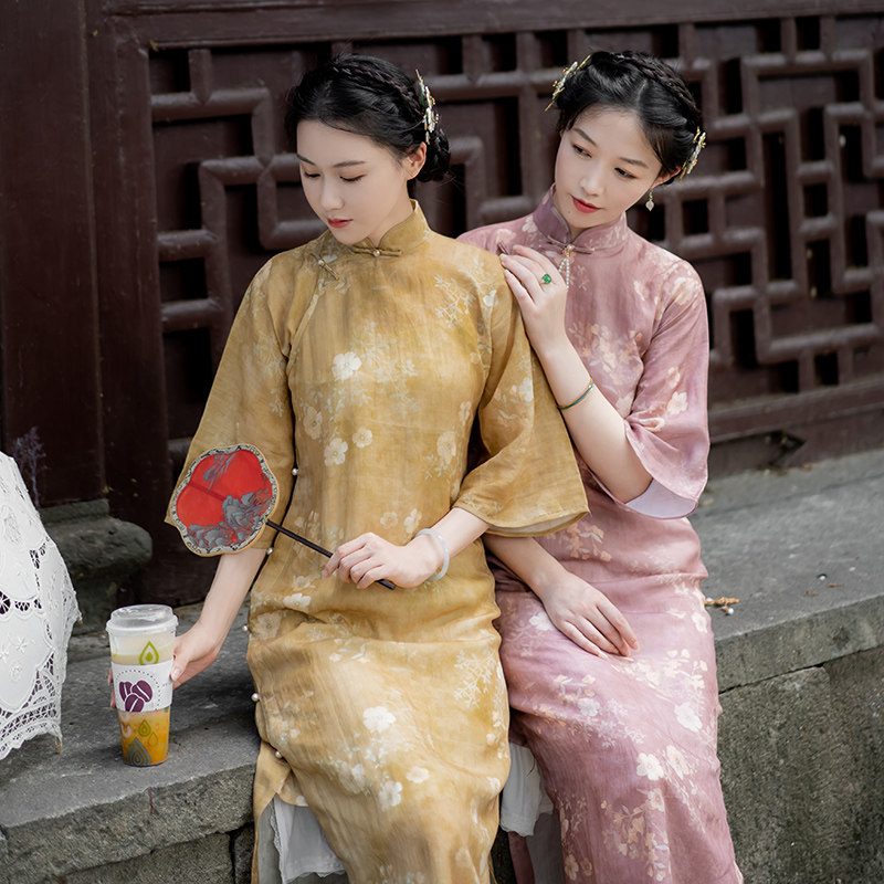 )Luoxiayan) Retro Republic of China style new three-color hemp print slim fit waist down big sleeves no province cheongsam skirt