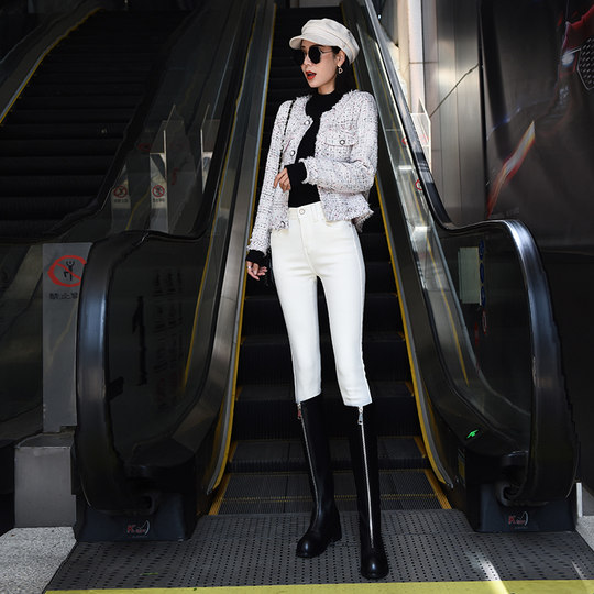 Fleece-Lined Women's Jeans 2025 Winter New High-Waisted White Thickened Warm Stretchy Slim-Fit Skinny Pants Long