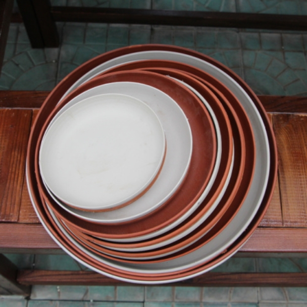 Nhựa tròn dày chậu hoa hỗ trợ đáy khung đặc biệt hỗ trợ pad cung cấp nước làm vườn - Nguồn cung cấp vườn vòi nước tưới cây