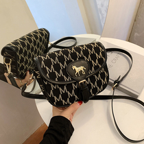  Fashion trendy style 2021 popular new trend Korean version wild pet bag messenger bag fashion one shoulder saddle bag