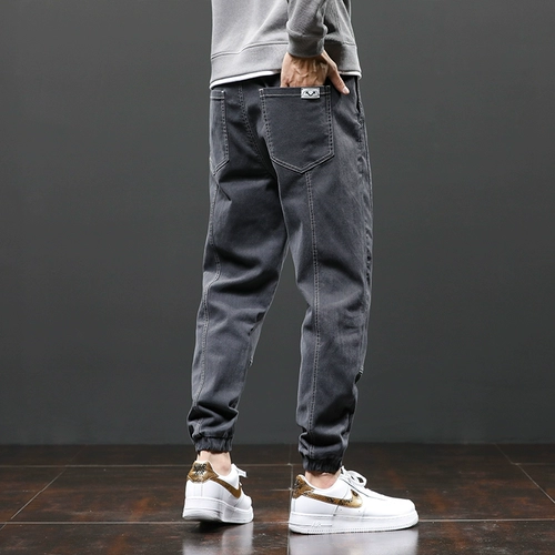 Джинсовая ткань бренда?