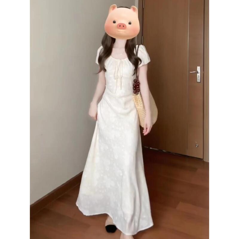 Round-Neck Jacquard Puff Sleeve Dress with a Tea-Like Elegance, Long Dress with a French Gentle Temperament and Slim Fit Round-Neck Jacquard Puff Sleeve Dress with a Tea-Like Elegance, Long Dress with a French Gentle Temperament and Slim Fit