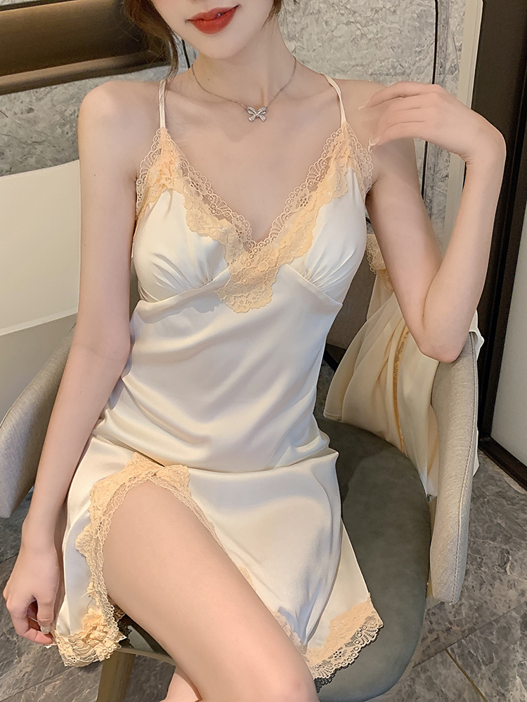 Temperament ~ sexy not a slumber sleeping dress Summer ice silk harnesses can be outside wearing two sets of real silk pyjamas