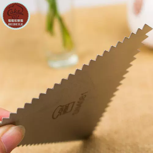 三能 Участие для выпечки из нержавеющей стали треугольник зубной скребок скребки треугольник украшение пирога SN4081
