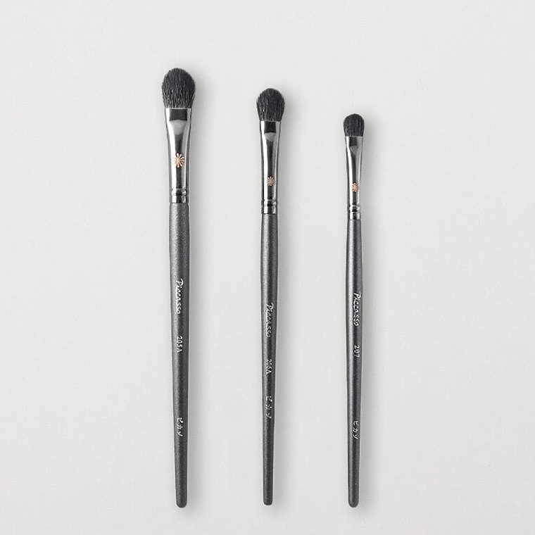 Pony recommends Picasso eye shadow brush 205A 206A 207A wool smudge brush a makeup brush