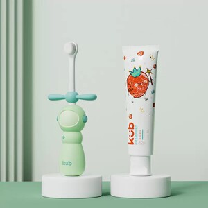 【19.9】可优比儿童牙刷牙膏组合软毛