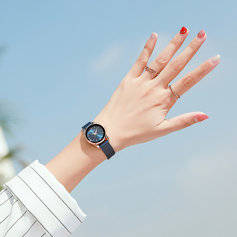 Poly-Littresses Watches Women Ins Wind Superior minimalist Temperament Lady's slim Little Meter Disc Steel Band Delicate Lady Watch