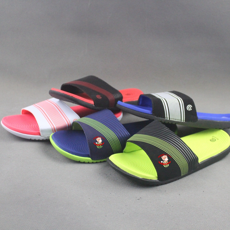 Crown J Family Summer Male And Female Indoor Outsole Bathing Care Shoes Non-slip Soft Bottom Lined With Beach Slippers Large Child Speed Dry