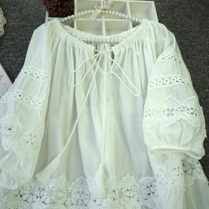 Áo sơ mi rộng cỡ lớn Mùa xuân mới của phụ nữ openwork thêu ren hàng đầu tua rua vòng cổ Một chiếc áo búp bê từ - Áo sơ mi Những kiểu áo sơ mi đẹp nhất