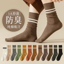 Automne Hiver Calf Socks Femmes Thickening Chaussettes de coton Slim Micro Pression Long Barrel Socks Plus Suede And Knee-longueur Socks Printemps automne