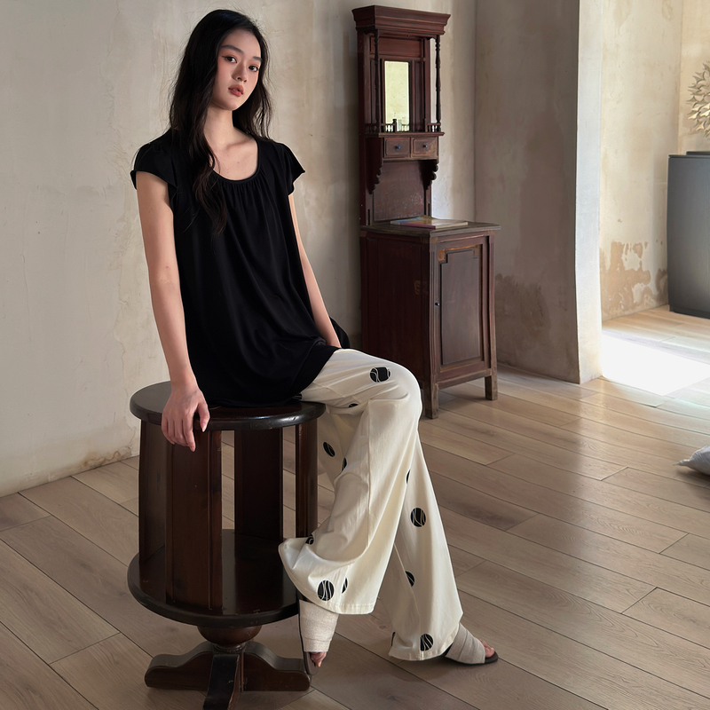 2026 New Style Women's Pajamas for Spring and Summer, Pure Cotton, Thin, Black, with Small Flutter Sleeves, Can Be Worn Outside, High-End Home Wear Set