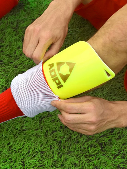 奥匹足球护腿板套袜护小腿专业成人儿童足球训练比赛护具护胫插板