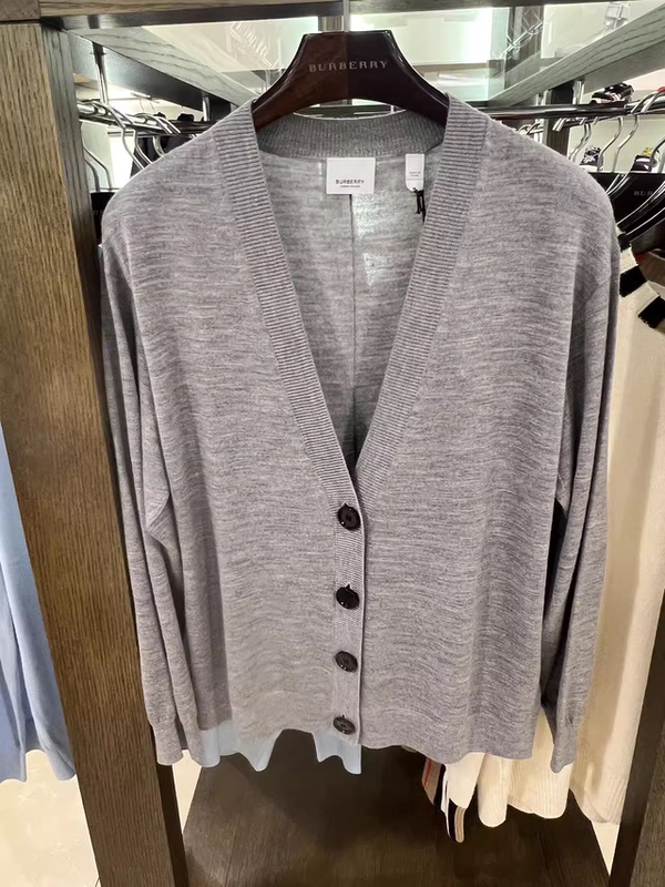 Domestic Sales Agent for Burberry/Burberry Women's V-Neck Knitted Long-Sleeve Cardigan 100% Merino Wool 8074888