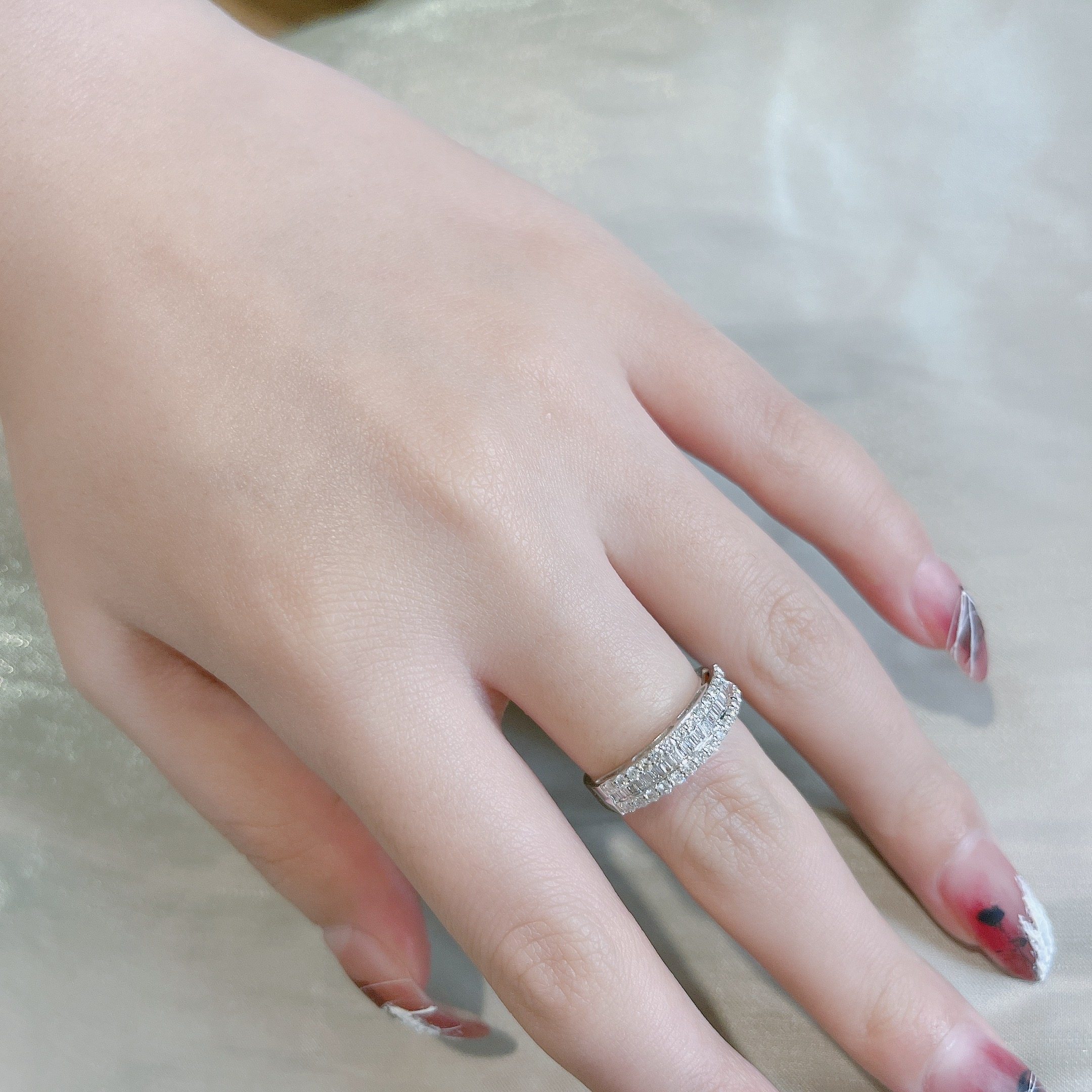 4 30AB US purchase 50 points single row ring