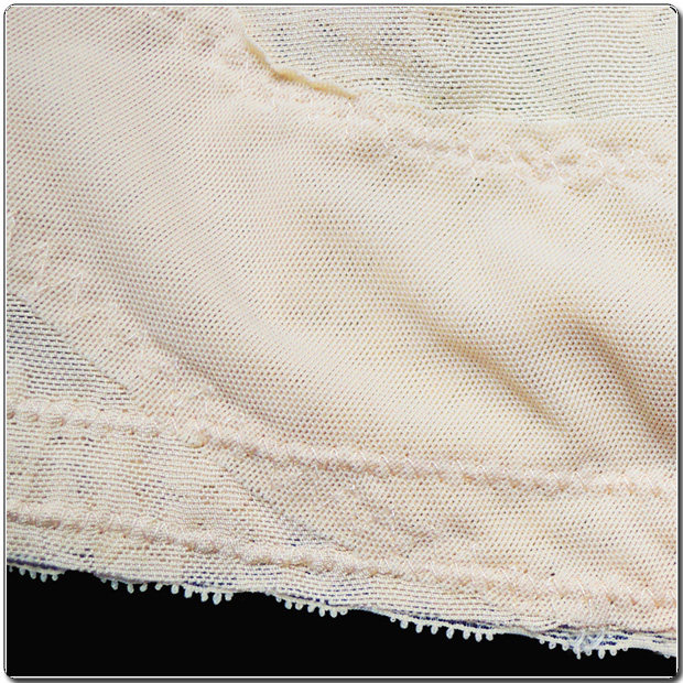 body amincissant luxueux en autre - Ref 671338 Image 17