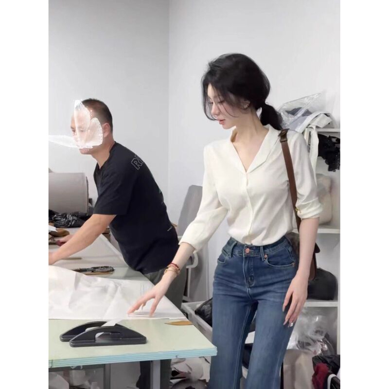 Zhao Lusi Style Satin Acetate White Shirt for Women, New Spring Long-Sleeve Silky Shirt, Korean Style Slimming Top Zhao Lusi Style Satin Acetate White Shirt for Women, New Spring Long-Sleeve Silky Shirt, Korean Style Slimming Top
