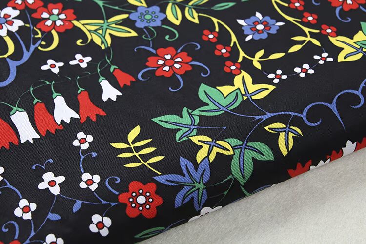 Phong cách retro châu Âu và Mỹ làm bằng tay vải tự làm vải cotton twill satin in chuông hoa một nửa giá vải họa tiết đẹp