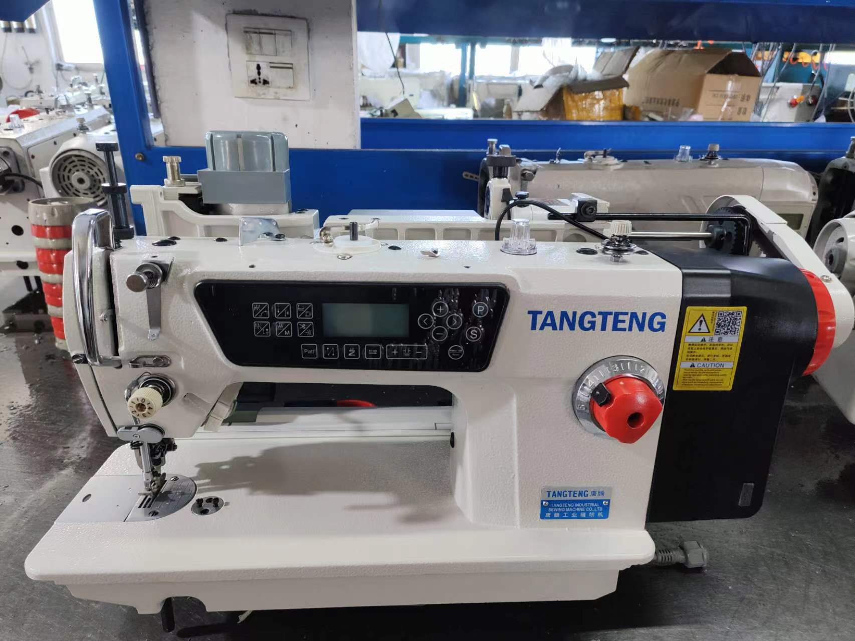 Curtains differentiated computer car installed synchronous ups and downs tug wheel does not turn to fabric sewing machine