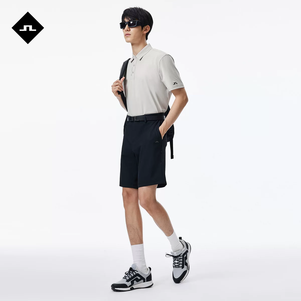 Summer light and thin elastic design polo, with short sleeve