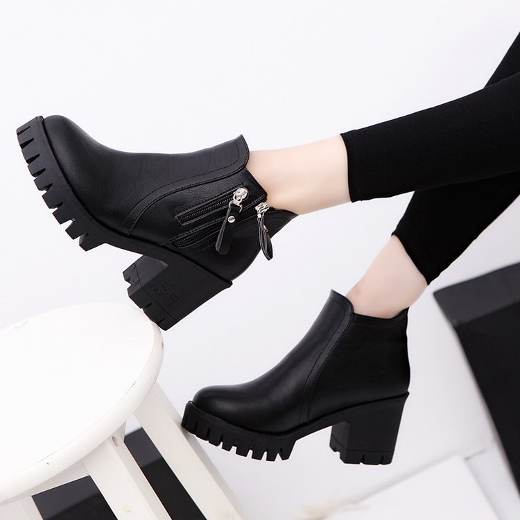 Bottes mi-saison femme en TPR - Ref 3250890 Image 1