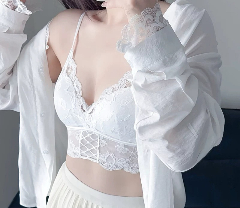 New Sexy French Style Wire-Free Triangle Cup Bra Vest Thin Gasket Intimates 65243