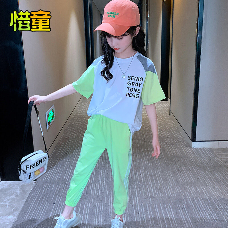 Cô gái Summer Outfit 2020 mới trẻ em bông trên quần Girl Stylish Phong cách áo thun quần.