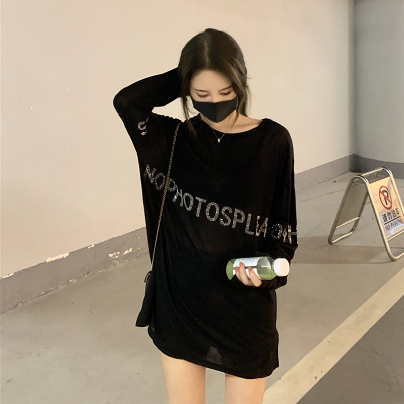 Hong Kong Tide Card 2022 New Spring Loose Black Long Sleeve T-shirt Woman lazy wind Grand size for long version of blouses