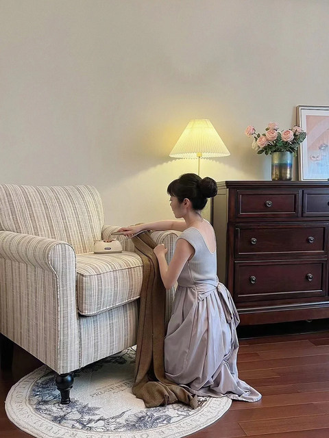 American retro simple striped cotton and linen single leisure chair French light luxury living room balcony single chair sofa chair