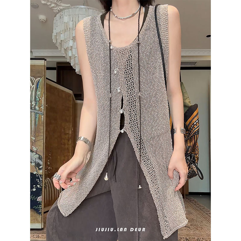 Lan Deur【Pine Forest Wooden House】Summer New Fashion Simple Versatile Round Neck Solid Color Knitted Vest Lan Deur【Pine Forest Wooden House】Summer New Fashion Simple Versatile Round Neck Solid Color Knitted Vest
