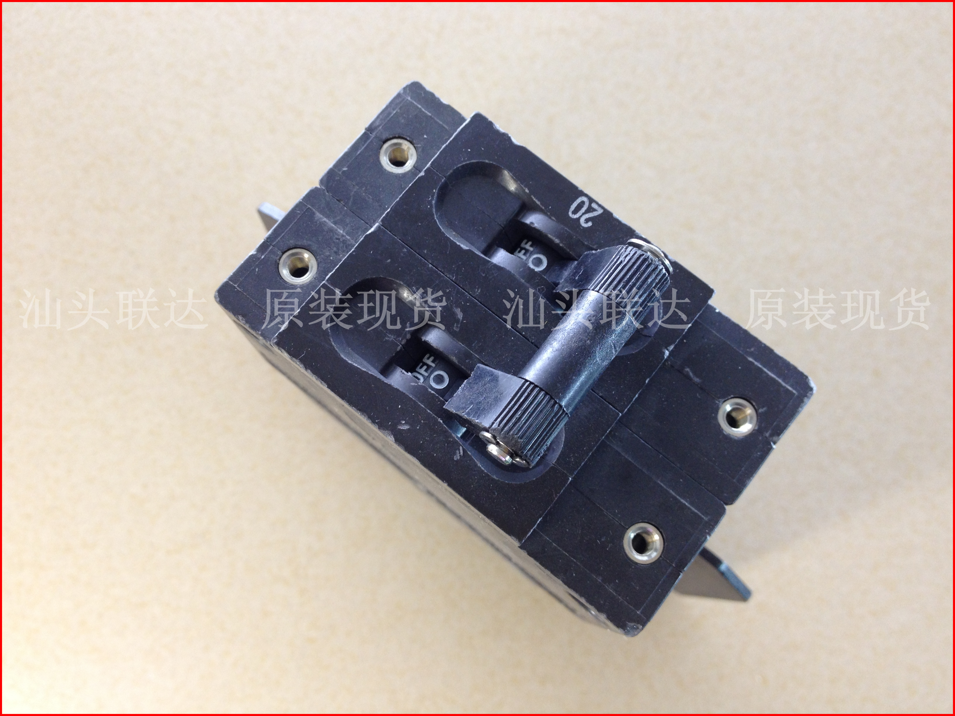 Carling CA2-B0 made in Mexico-26-620-122-CG equipment circuit breaker 2P 20A 240V