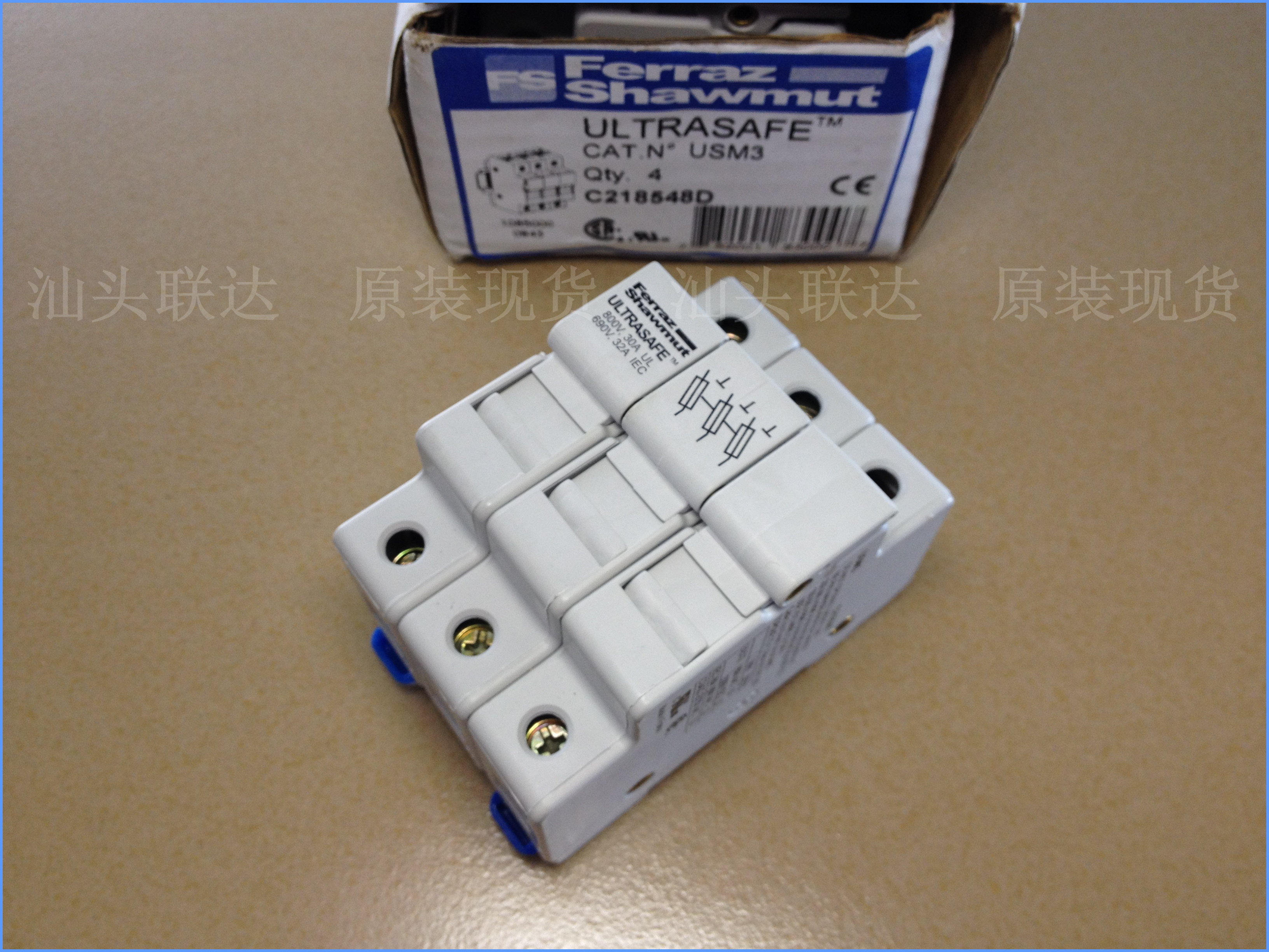 Roland Ferraz Shawrnut USM3 Fuse Hocker Insurance Pipeline 3P 32A 10X38