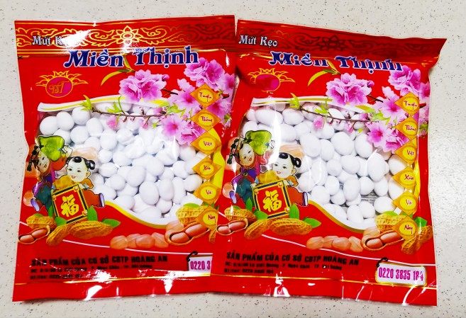 3 packs of 230 gr white leather peanut sugar MUT KEO MIEN THINH Vietnamese white bean candy snacks nuts