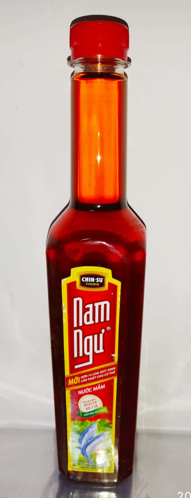 (1 bottle) Fish sauce plastic bottle 500ml Vietnamese seafood sauce ChinSu-Nam ngu Nanyu brand Wei lu