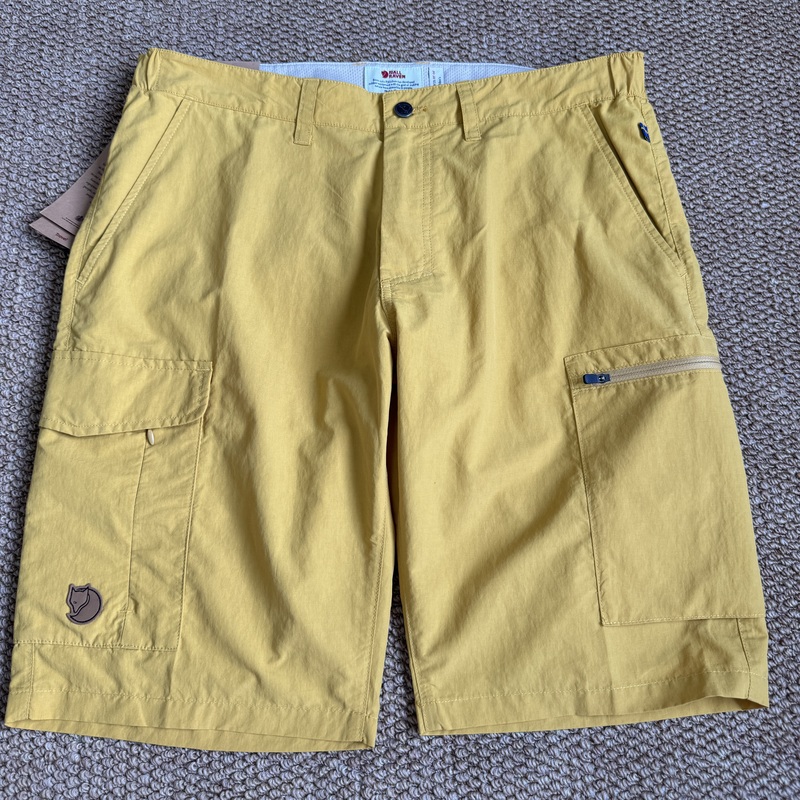 In Stock~Fjallraven Arctic Fox Travellers Mt Men's Outdoor Casual Cargo Shorts