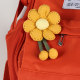 ສີບົວ Sunflower Sunflower Brooch ແມ່ຍິງ 2024 ໃຫມ່ຂອງຍີ່ປຸ່ນແລະເກົາຫຼີຕົ້ນໄມ້ງາມ Pin ຖົງອຸປະກອນເສີມ