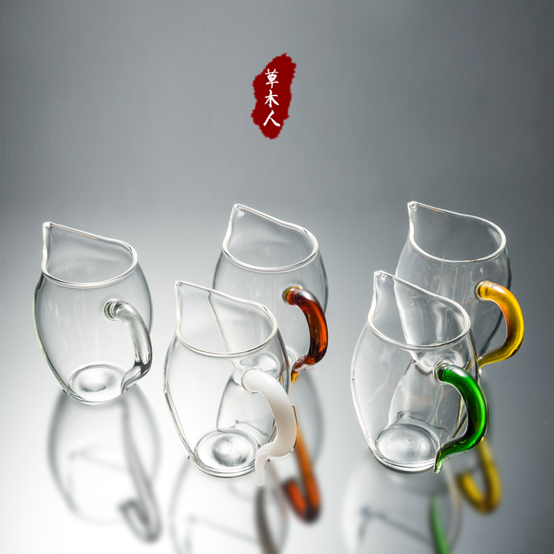 Herb man thickened heat-resistant fair cup Exquisite glass tea Sea color Glass Gongfu tea with male cup tea separator