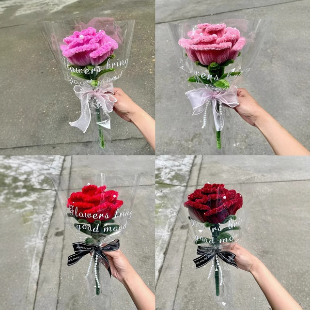 Handmade flowers for mothers on Women's Day