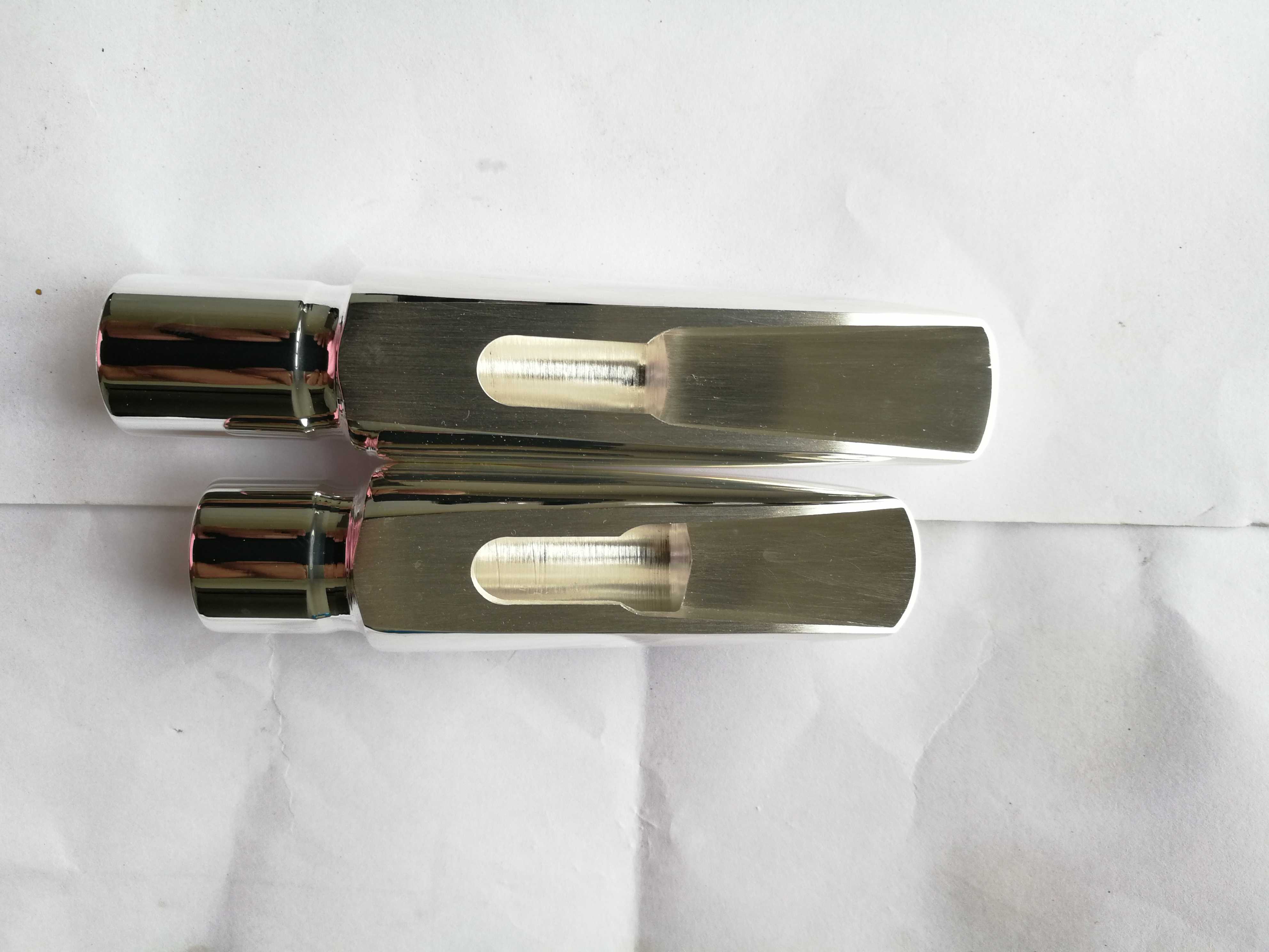 silver-coated infrasonic saxophone flute sound bright and penetrating good control not howl called wind outlet 5 to 8