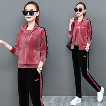 Gold velvet suit womens autumn 2021 new fashion temperament two casual loose sweater sportswear three-piece set