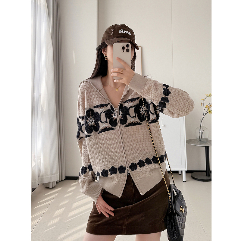 Original C High-End Color Scheme~ Liu Wen's Same Style Navy Collar Sheep Wool Knitted Cardigan Women's Round Neck Long-Sleeve Pullover Sweater