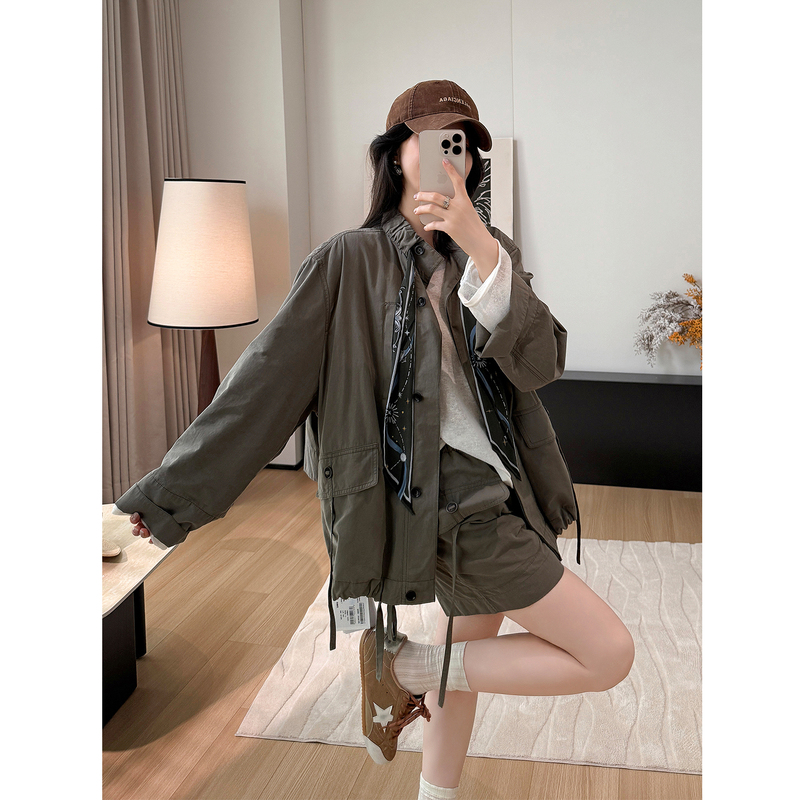 Original Fabric! Xin Zhilei's Same Style Jacket for Women, Autumn 2026 New Model, High-End, Loose, Casual, Autumn Workwear Style Original Fabric! Xin Zhilei's Same Style Jacket for Women, Autumn 2026 New Model, High-End, Loose, Casual, Autumn Workwear Style