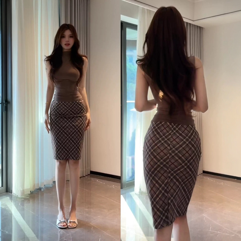 Korean Style ins Elegant Half-High Collar Sleeveless Vest for Women, Summer Retro Plaid High-Waisted Hip-Hugging Skirt Two-Piece Set