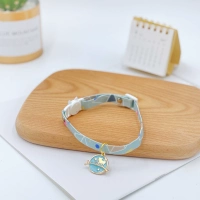 Геометрическая синяя кошка