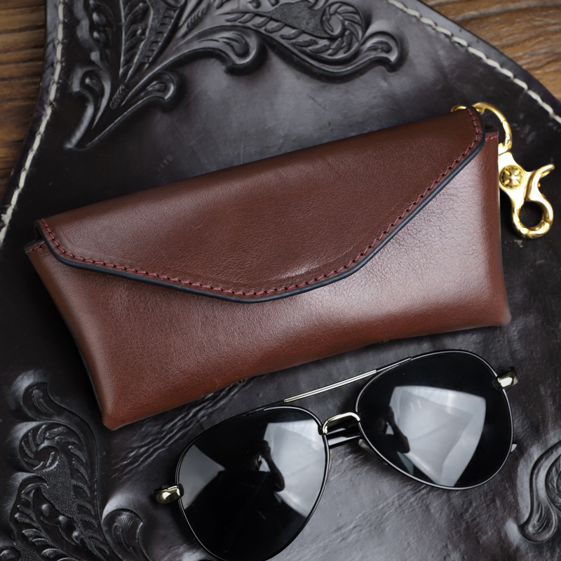 Handmade Leather Eyeglass Case, Portable Niche Sunglasses Genuine Leather Eyewear Pouch, Unisex Cowhide Neck-Hanging Sunglasses Bag, Trendy