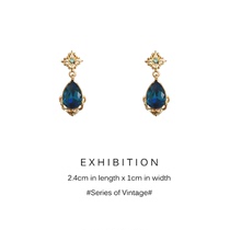 Retro Palace style earrings French elegant temperament harbor wind earrings design feel ear clip no earrings earrings female earrings