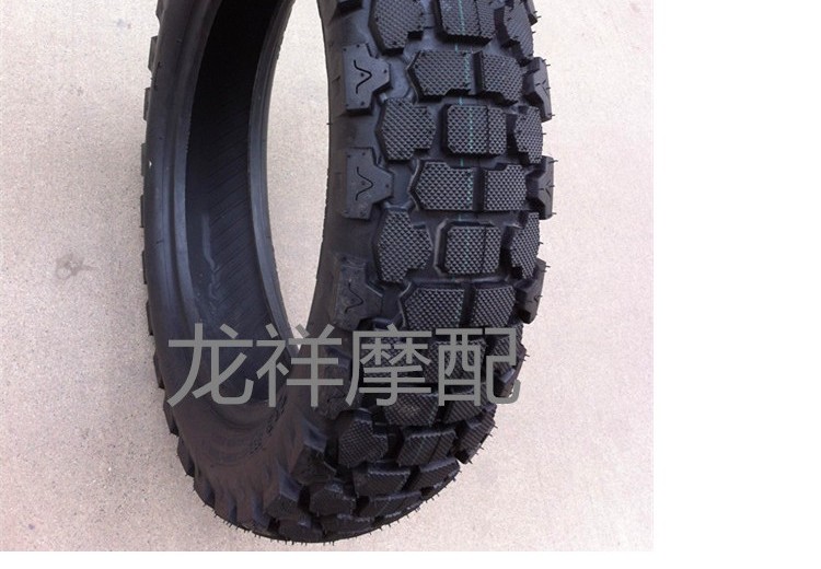 Lốp xe máy Qianjiang 150 Prince / Earth Eagle King Storm Prince 130 / 90-15 lốp lốp chân không lốp xe máy airblade chính hãng