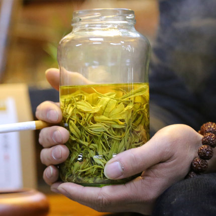 岙里岙 2016雨前一级 安吉白茶 绿茶 50g 优惠券折后¥6.8包邮 (¥ 46.8-40) 岙里岙 2016雨前一级 安吉白茶 绿茶 50g 优惠券折后¥6.8包邮 (¥ 46.8-40)