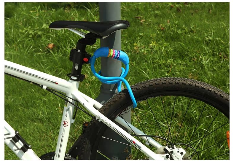 Chaîne de vélo - Ref 2379246 Image 14