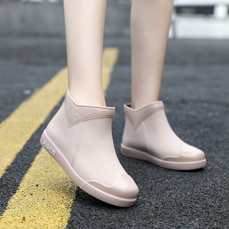 Short tube rain boots women's non-slip summer warm water shoes kitchen waterproof rubber shoes medium tube ladies fashion style Korean rain boots