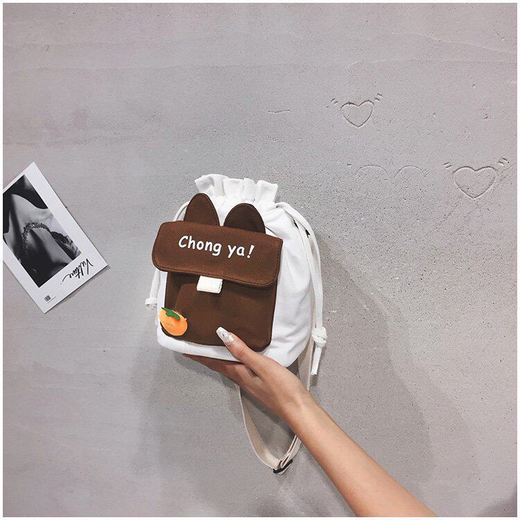 Детская сумка на ремне 春夏新款学生帆布小包包甜美淑女撞色单肩包可爱潮挂件抽绳斜挎包 Jifanpaul